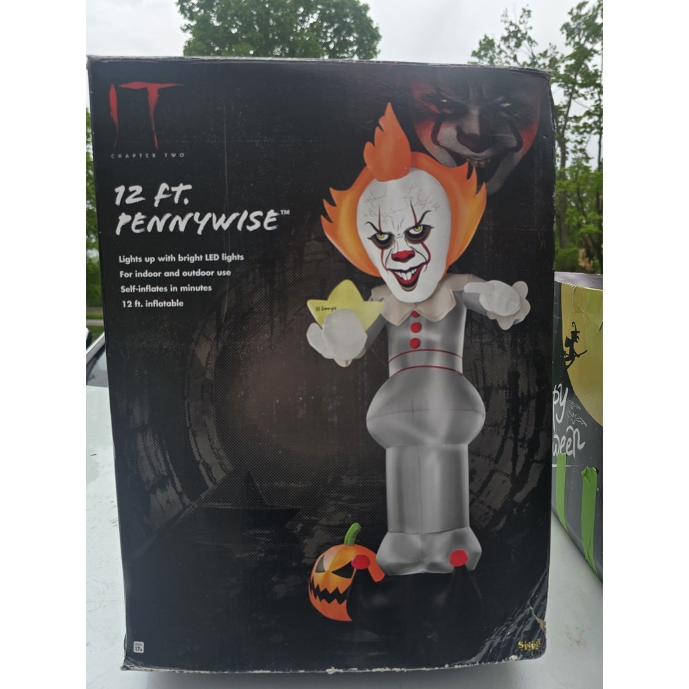12 Ft Pennywise Light-Up Inflatable Decoration - It